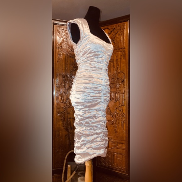 Nicole Miller Collection GOLD LABEL Metallic Silk Ruched MIDI dress - Picture 3 of 11